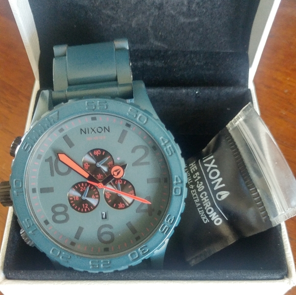 Nixon 51-30 Chronograph Gunship (Rare Condition) - Picture 3 of 8